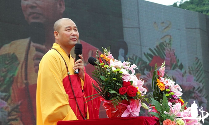 108位高僧共同主法,"佛缘之路"千山脚下莲花开